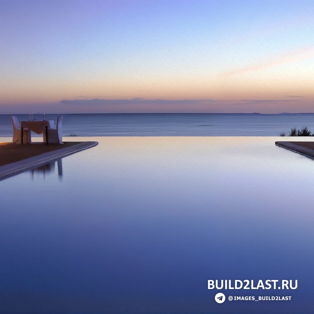 Гостиничный номер с тканевым декором и ставнями на Занзибаре