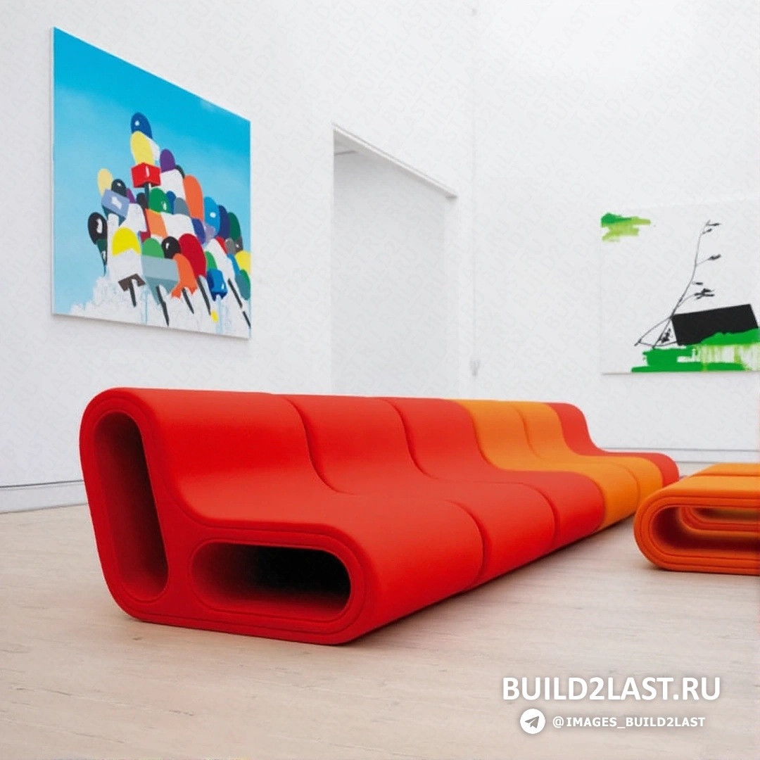 Серые и бежевые стулья и светильники в стиле поп-арт в современной гостиной